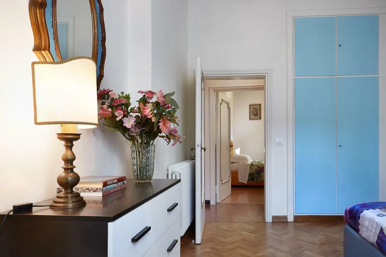 Silver Sword Suite Florence